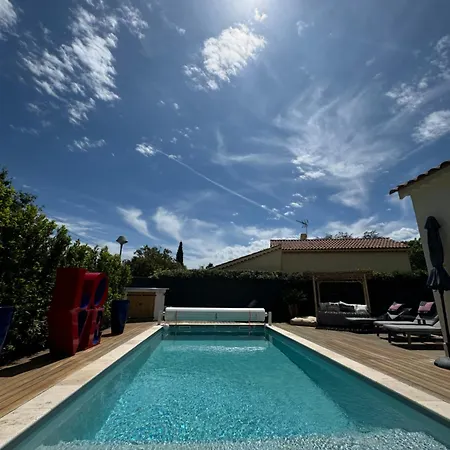 Séjour chez l'habitant Studio De Charme Avec Sa Terrasse Dans Le Golfe De Saint Tropez Cogolin